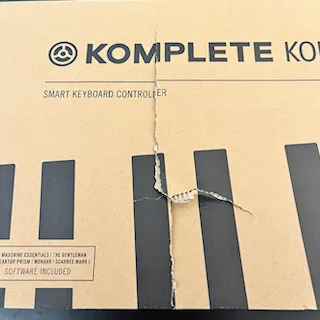 KOMPLETE KONTROL A25（B級アウトレット品）