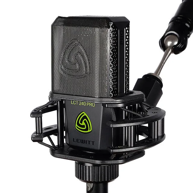 LCT 240 PRO Vocal Set