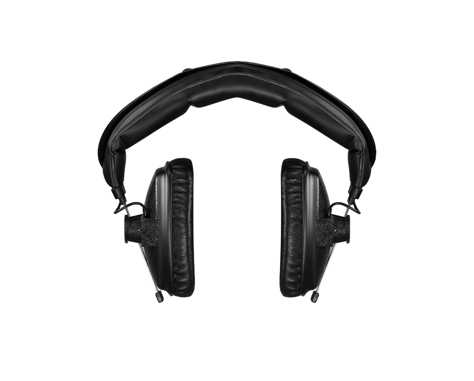 DT 100 16 Ω / black(密閉型)