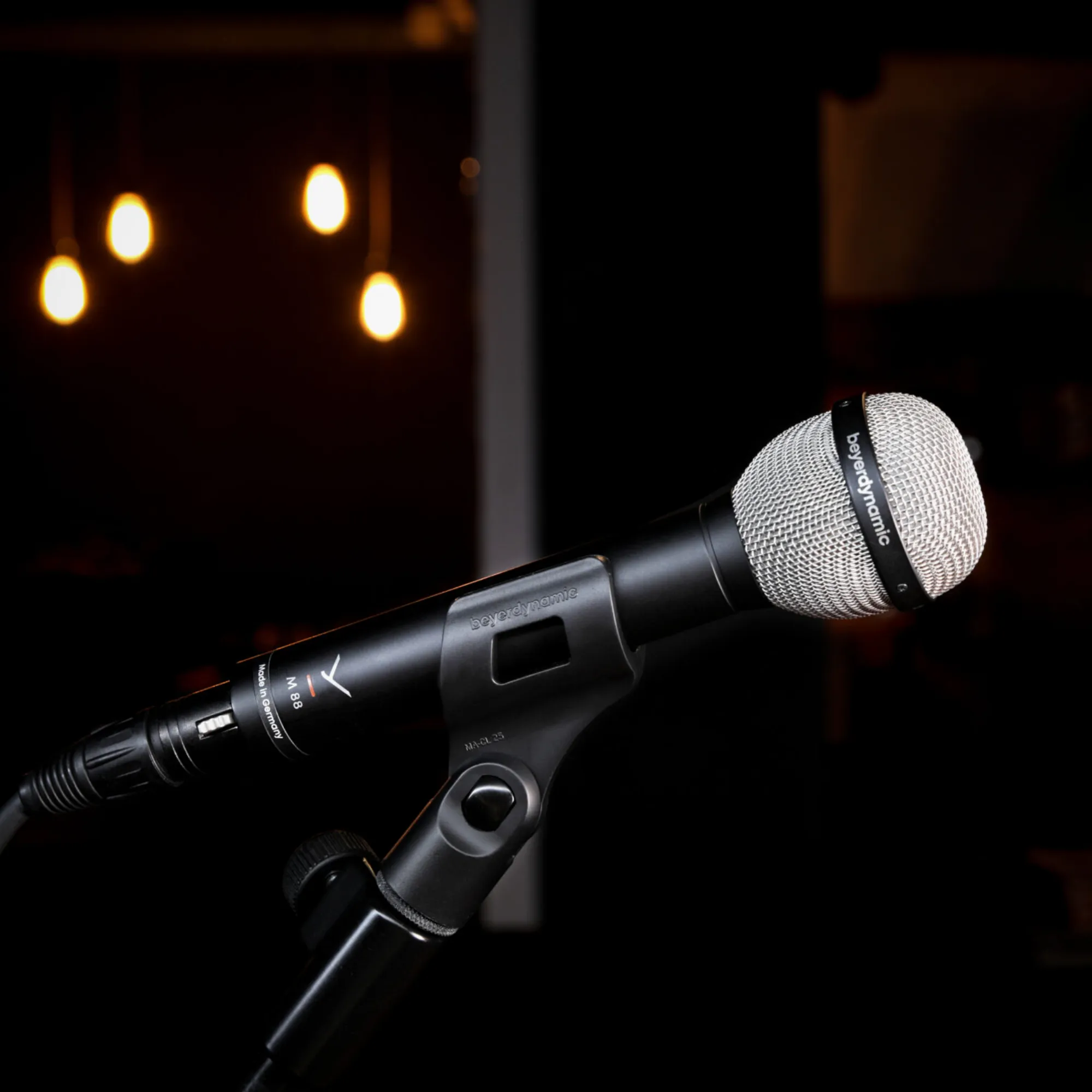 M 88 (ダイナミックマイク)