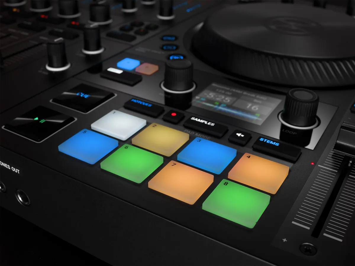 Native Instruments DJコントローラー TRAKTOR KONTROL S4 MK3 Native Instruments DJコントローラー TRAKTOR KONTROL S4 MK3