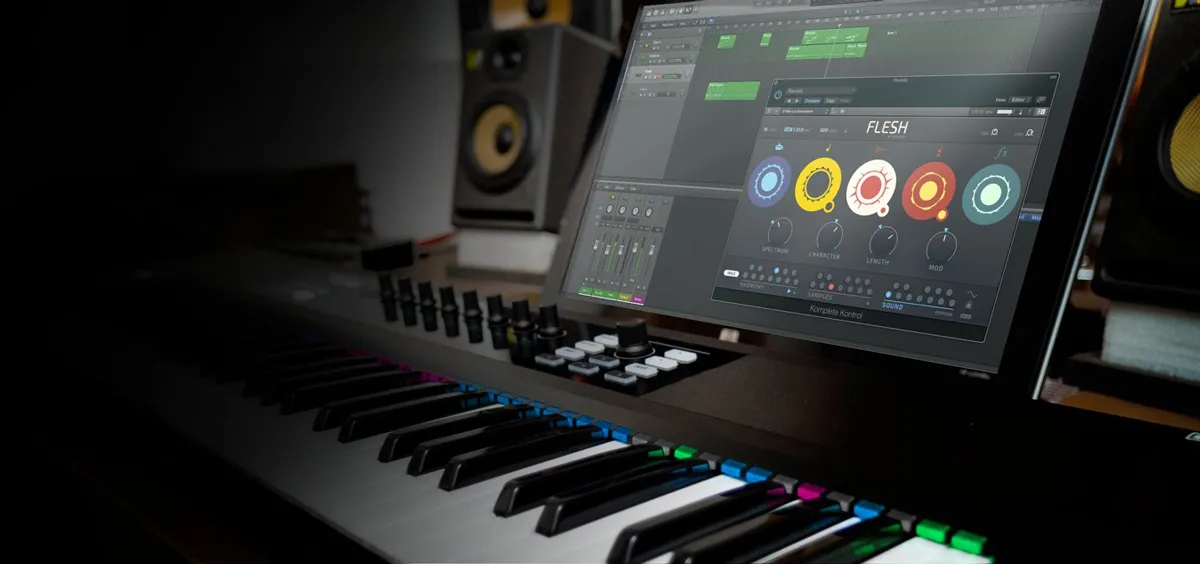 FLESHは、KOMPLETE KONTROL S-シリーズキーボードの機能をフル活用できるよう設計されている